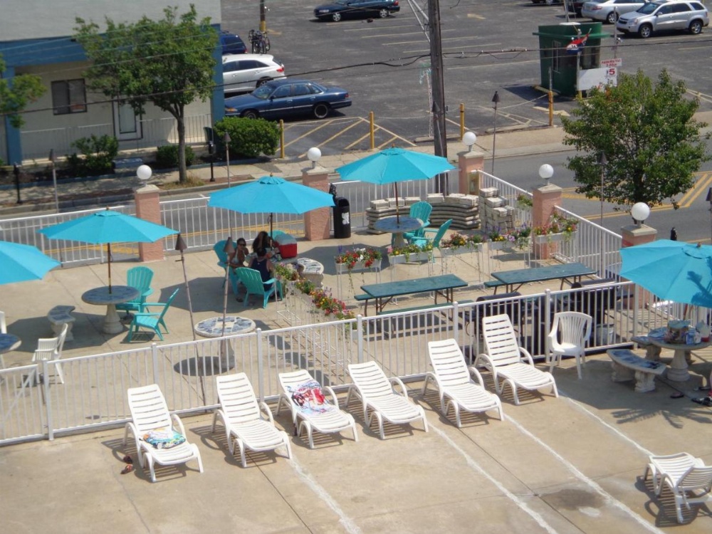 Isle of Palms Motel Image 15