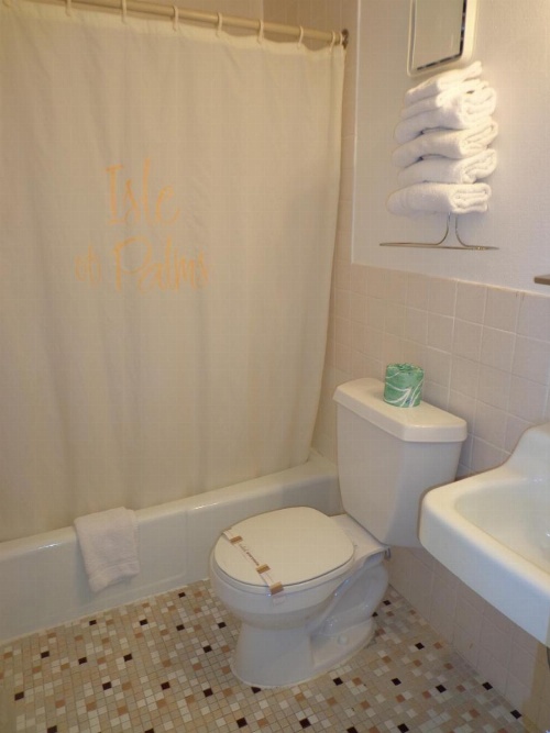 Isle of Palms Motel image 6